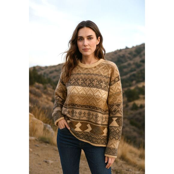 Northern Isles Brown 100% Wool Hand Embroidered Sweater Top Women's Size Large - Picture 1 of 8